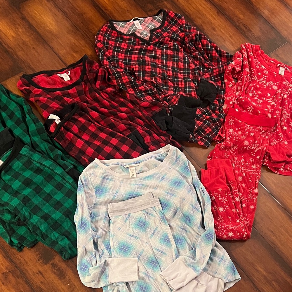 Cozy 5 Victoria’s Secret Pajama Set Bundles